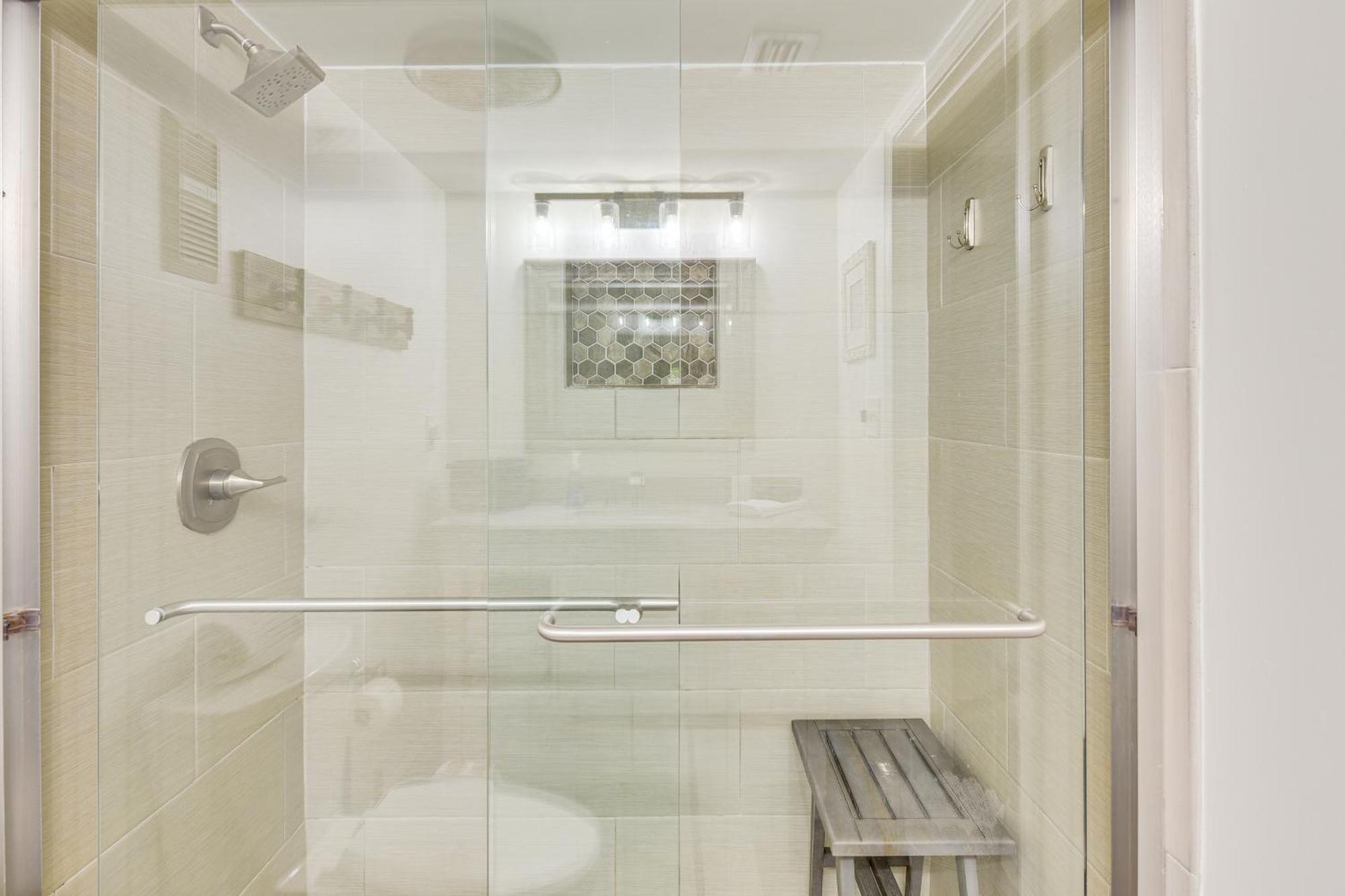 Airy Destin Condo With Pool - Walk To Private Beach! Eksteriør billede